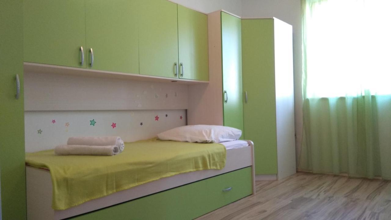 Apartamento Laura Koromačno Exterior foto
