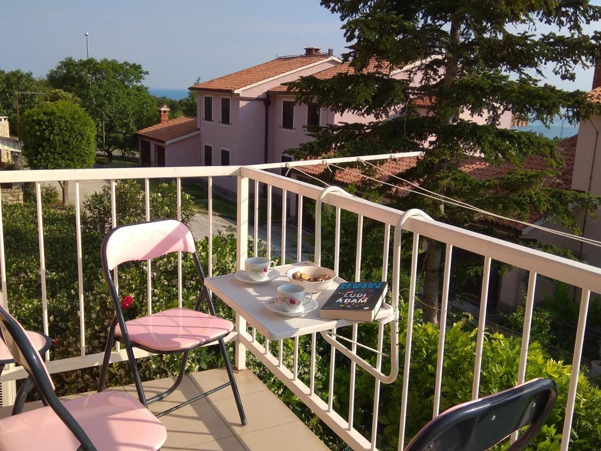 Apartamento Laura Koromačno Exterior foto